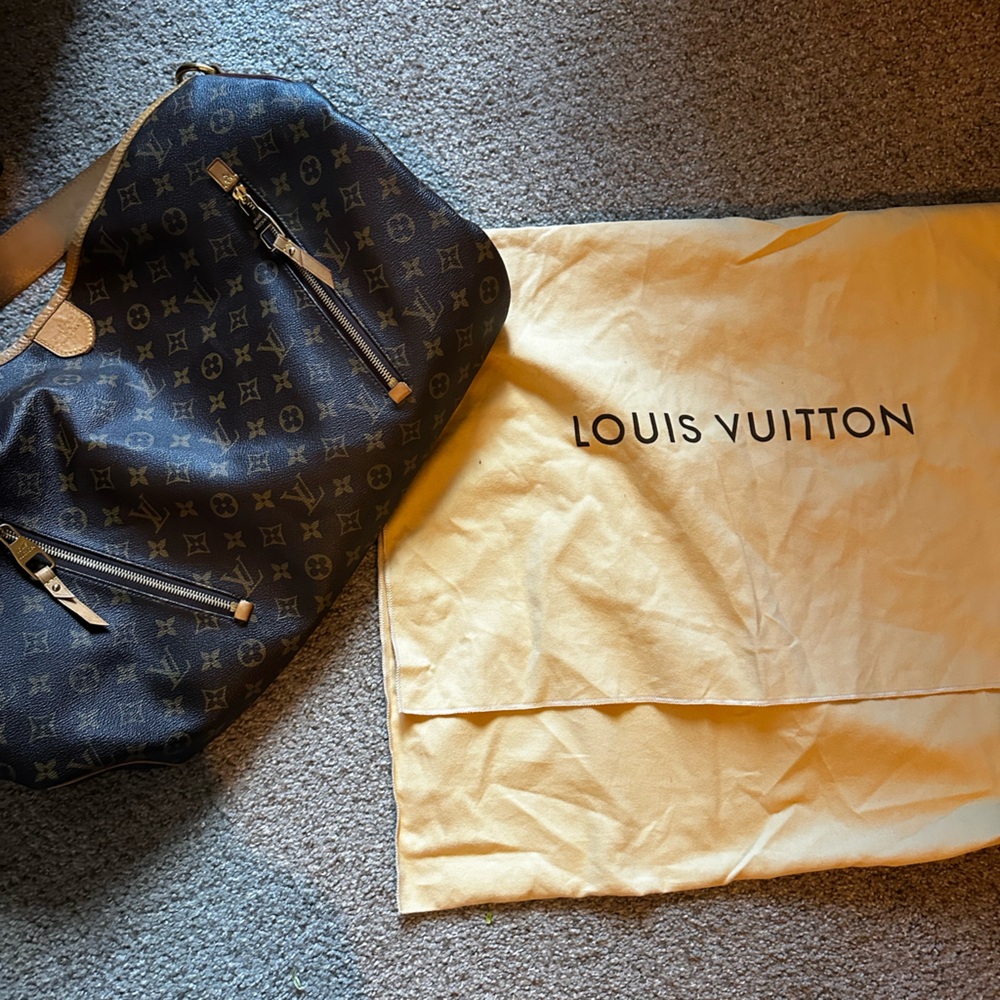 Louis Vuitton Dark brown and Tan
